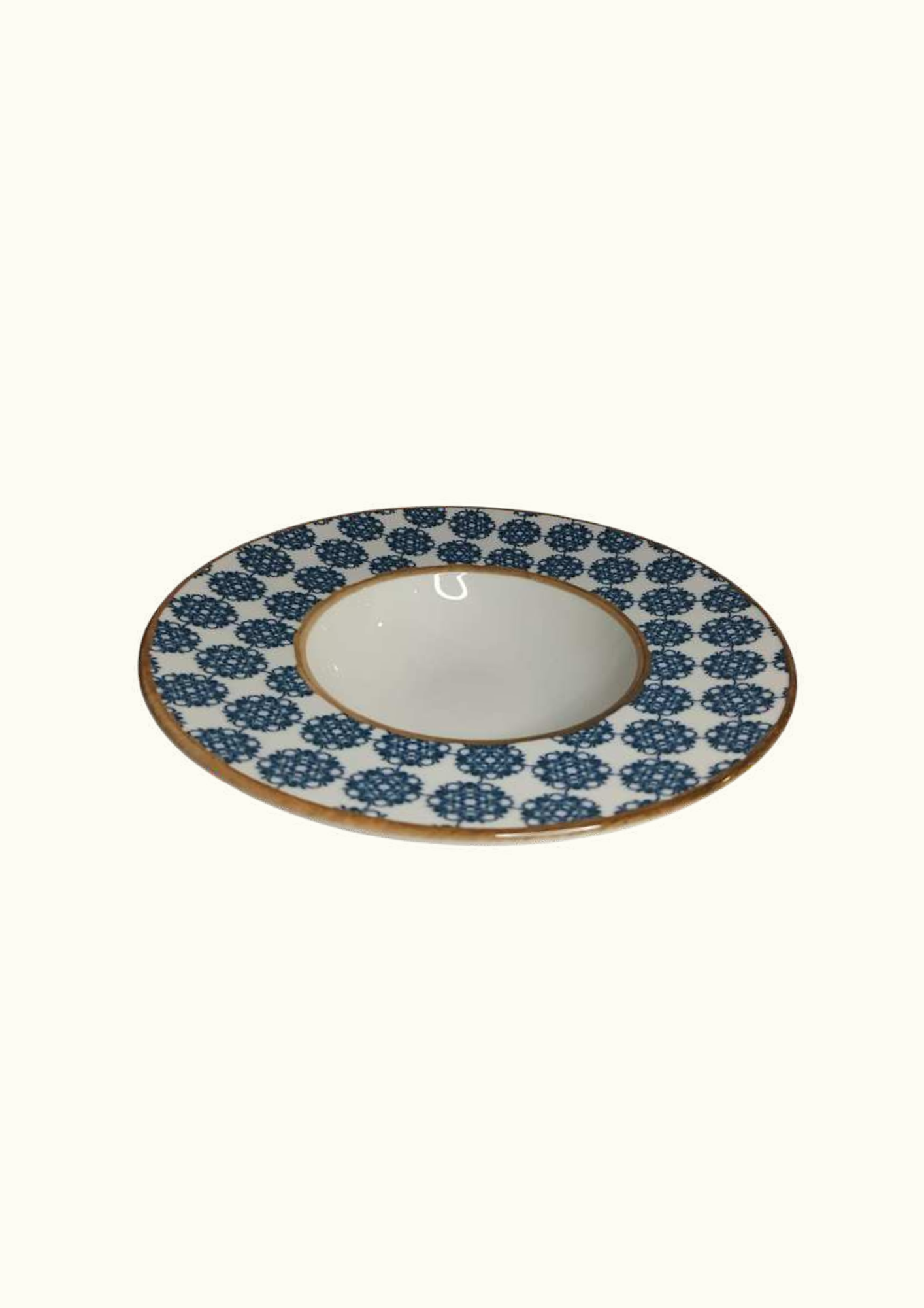 Deep plate with blue circles