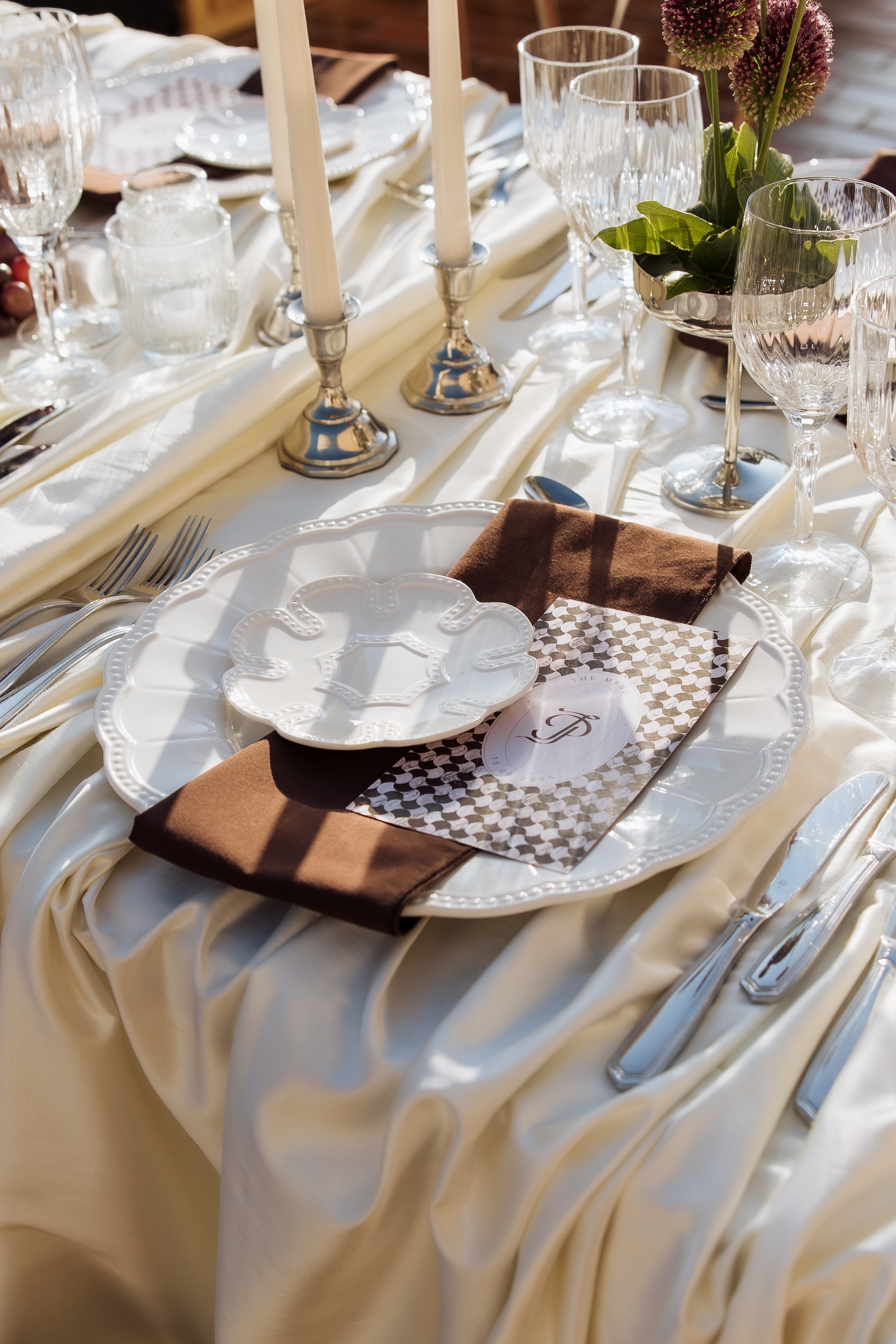 Napkin in mocha color