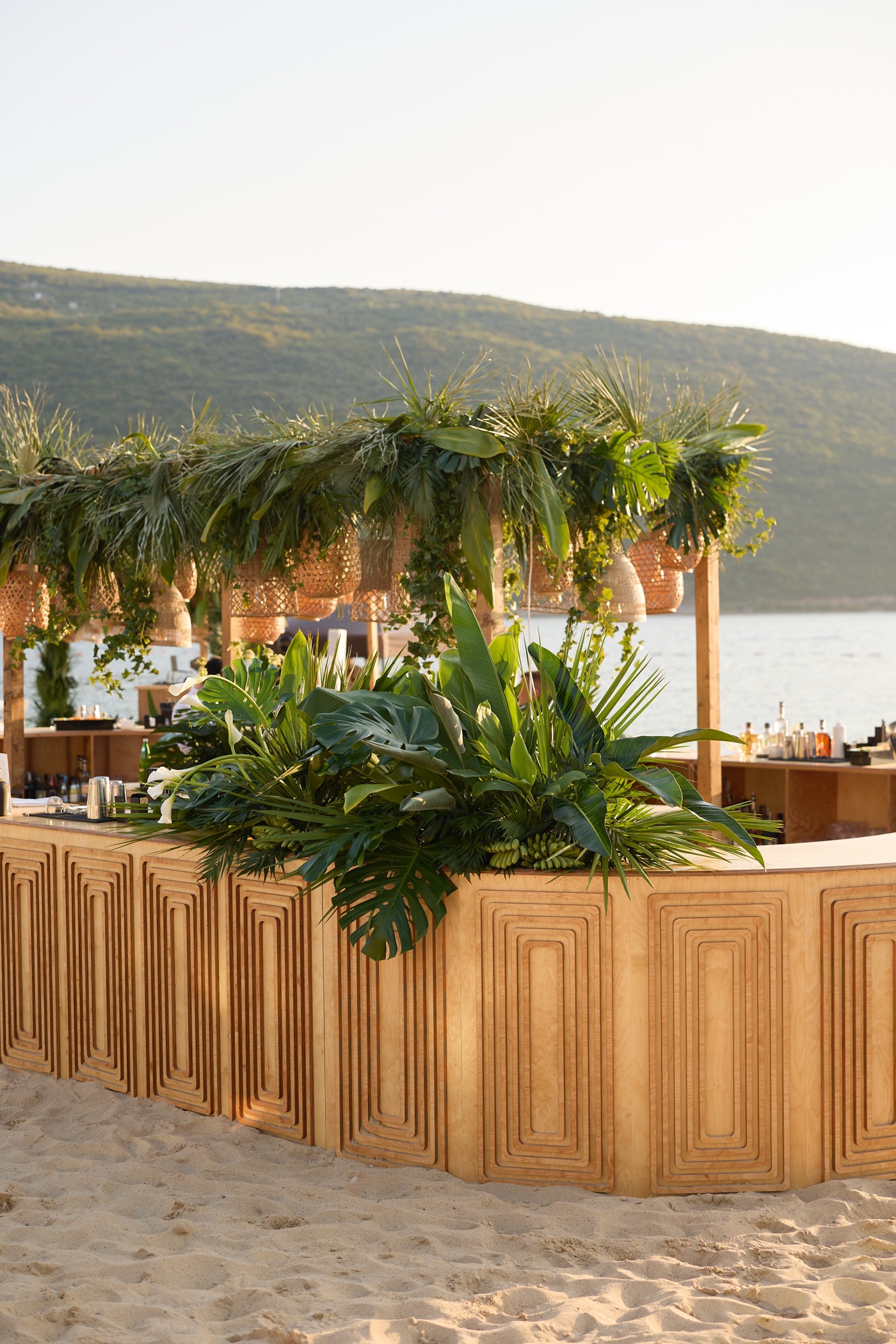 Large oval wooden bar