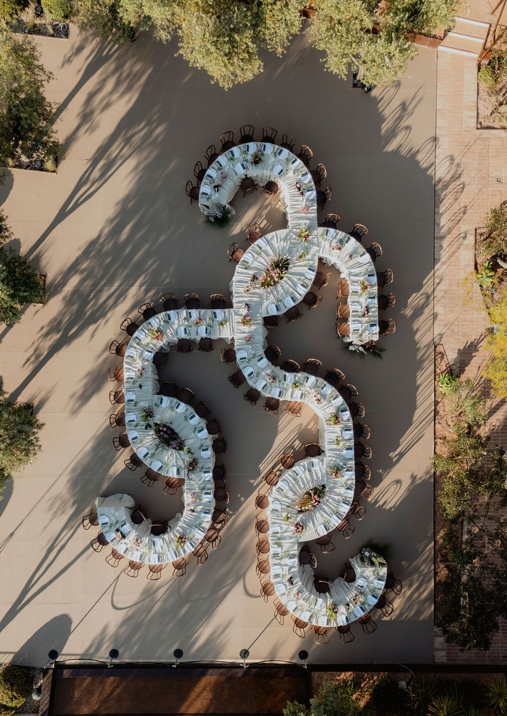 Curvy tables