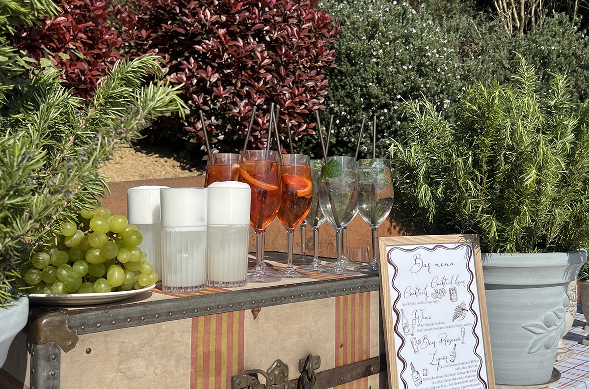 Rosemary cocktail table