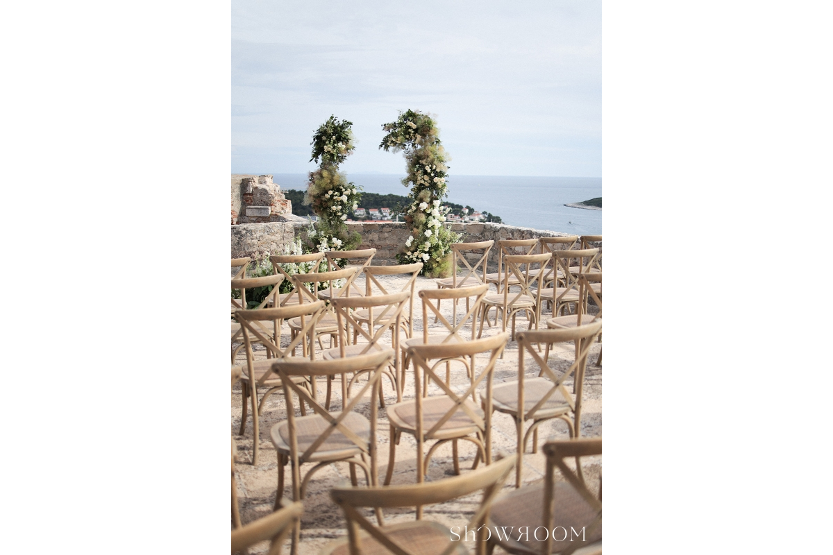 Traditional Croatian wedding - enchanting Hvar