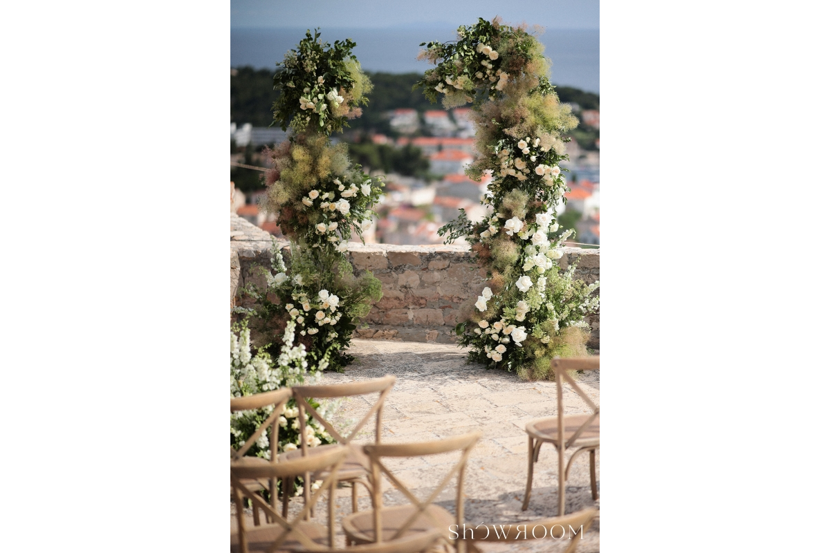 Traditional Croatian wedding - enchanting Hvar