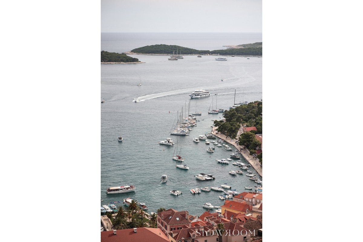 Traditional Croatian wedding - enchanting Hvar