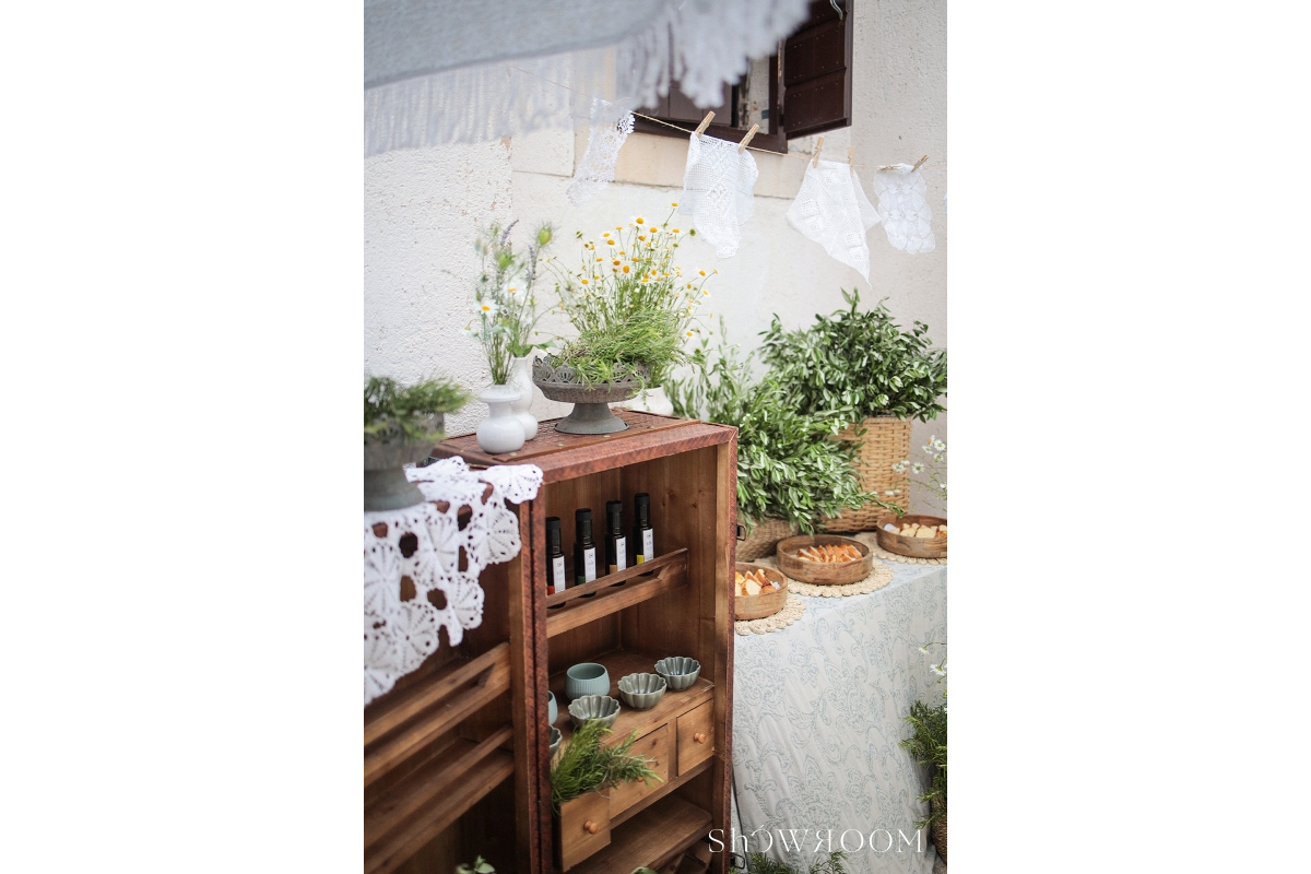 Olive tasting table